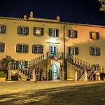 & Hotel 4*