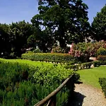 Hotel & Cortona
