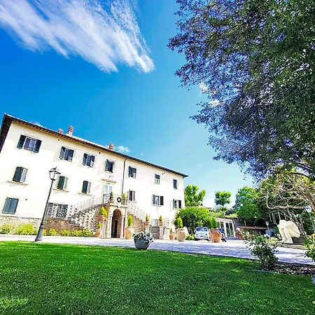 & Hotel 4*