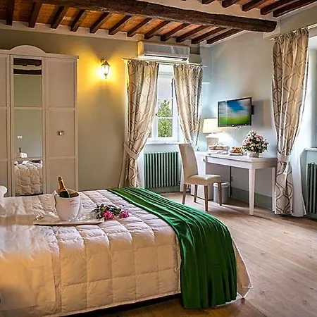 & Hotel Cortona