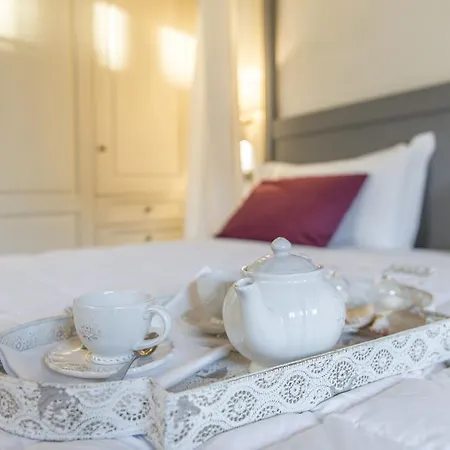 Otel &